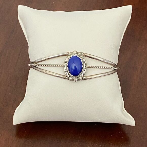 Vintage Navajo Lapis Lazuli Cuff - Picture 1 of 5